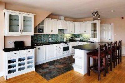 фото отеля Lehinch Lodge Guest House Lahinch