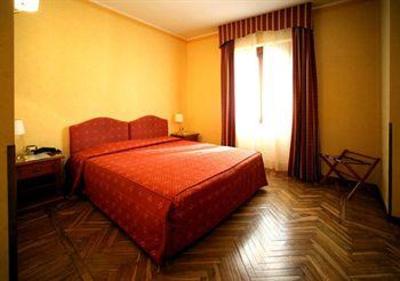 фото отеля Hotel Cavour Rapallo