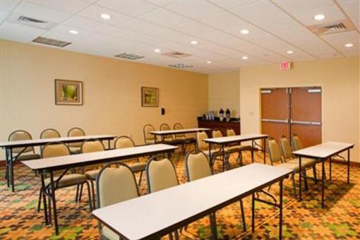 фото отеля Holiday Inn Express Hotel & Suites Palm Bay