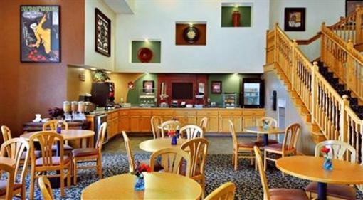 фото отеля AmericInn Lodge & Suites Oakdale