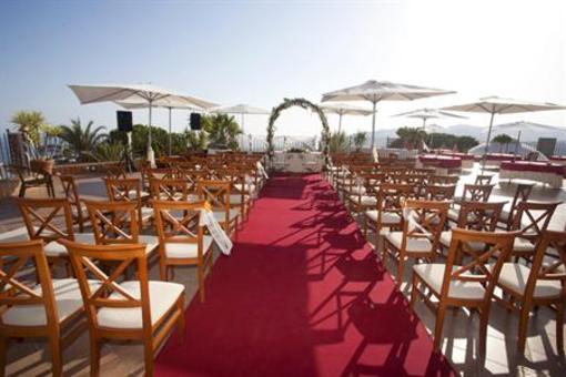 фото отеля Apartamentos Torres de San Juan Nerja