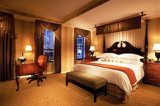 фото отеля The Talbott Hotel