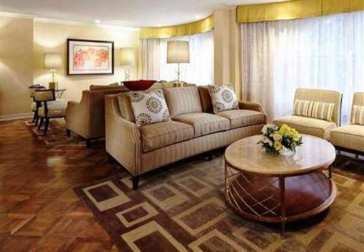 фото отеля Marriott Chateau Champlain