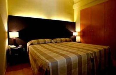 фото отеля City Senator Aparthotel