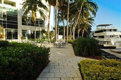 фото отеля Gallery ONE - A Doubletree Guest Suites Hotel