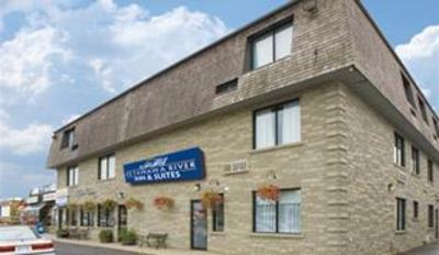 фото отеля Petawawa River Inn & Suites
