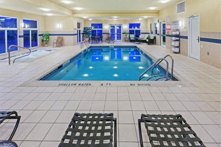 фото отеля Country Inn & Suites Lewisburg