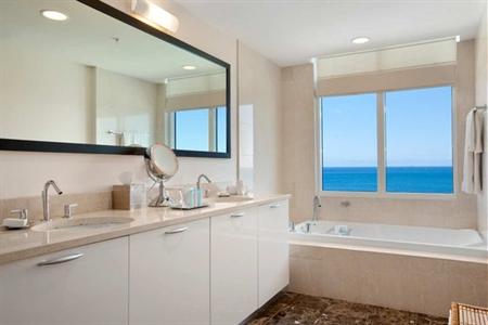 фото отеля Hilton Ft Lauderdale Beach Resort