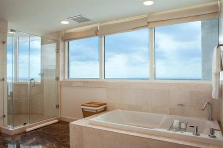 фото отеля Hilton Ft Lauderdale Beach Resort