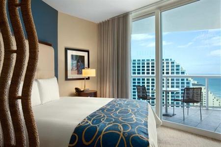 фото отеля Hilton Ft Lauderdale Beach Resort