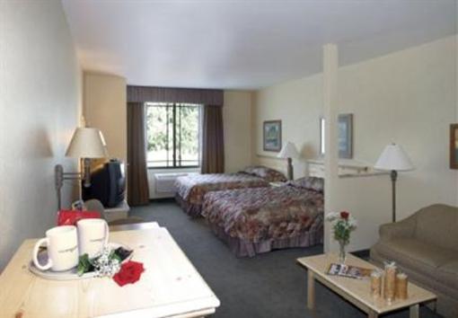 фото отеля Thumper Pond Resort