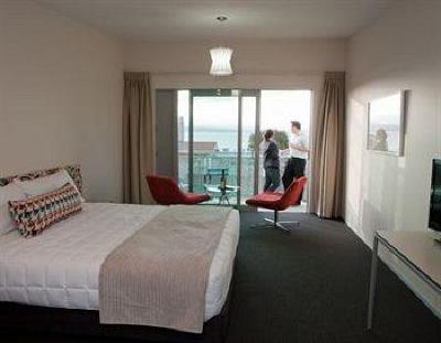 фото отеля Navigate Seaside Accommodation