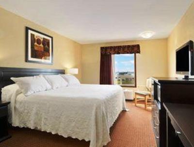 фото отеля Super 8 Edmonton International Airport