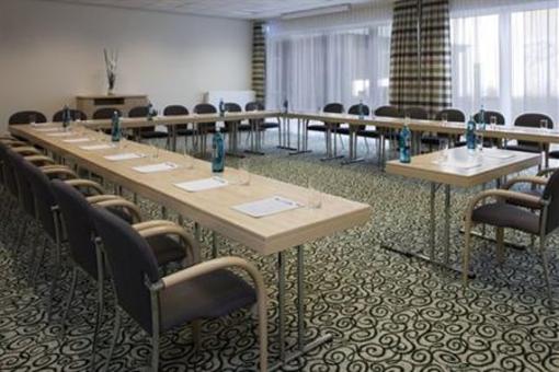 фото отеля Holiday Inn Express Guetersloh