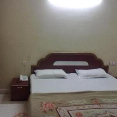 фото отеля Hotel Tara Deluxe