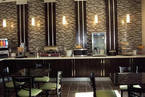 фото отеля Atria Inn & Suites