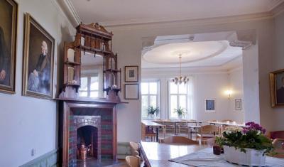фото отеля Hellidens Slott