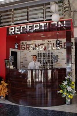 фото отеля Grand Ulger Hotel