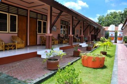 фото отеля Losmen Tjabe Merah Hotel Mataram