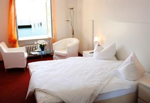 фото отеля Seehof Aktiv & Wohlfuhlhotel Meersburg