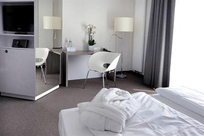 фото отеля Hotel Schweizer Hof Kassel