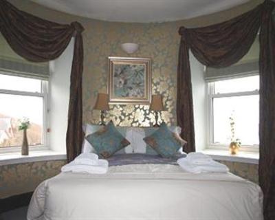 фото отеля Tyr Graig Castle Hotel Barmouth
