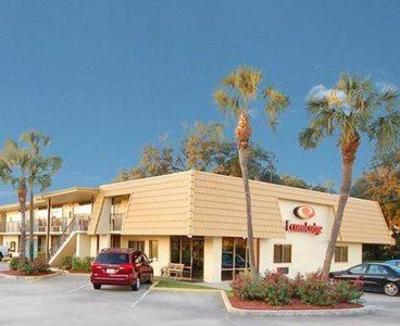 фото отеля Econo Lodge Live Oak