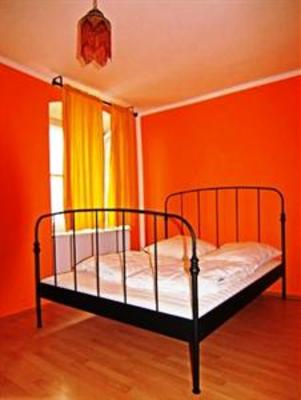 фото отеля Brook Lane Hostel