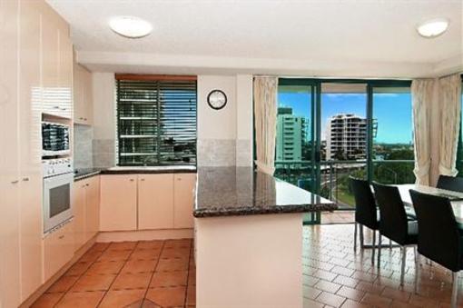фото отеля Key Largo Holiday Apartments Maroochydore