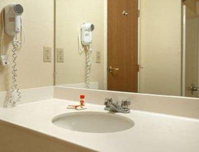 фото отеля Super 8 Goshen