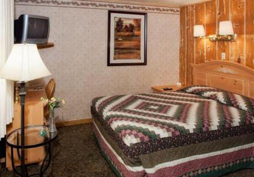 фото отеля June Lake Motel