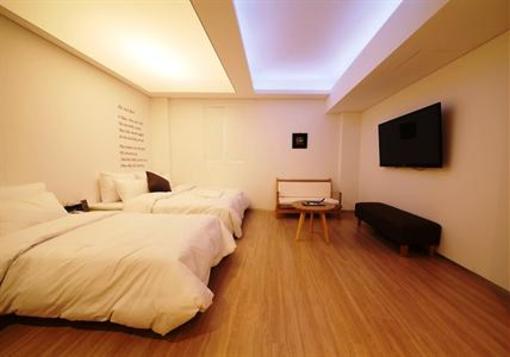 фото отеля Smart Hotel Gunpo