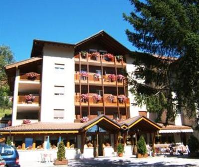 фото отеля Hotel Zurigo Molveno