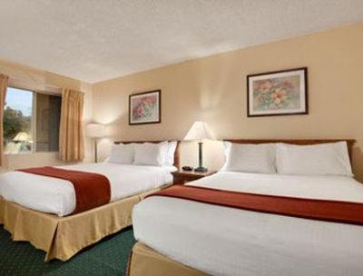 фото отеля Days Inn Gateway to Yosemite