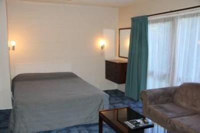 фото отеля Admirals Motor Inn