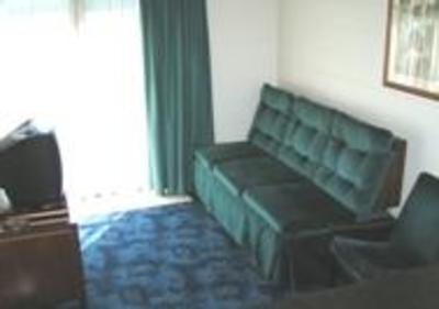 фото отеля Admirals Motor Inn