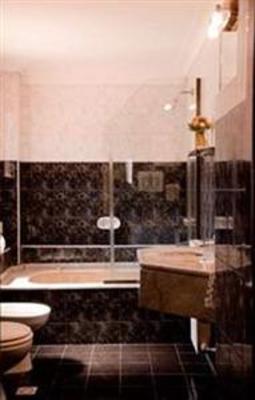 фото отеля Reina Victoria Suites & Towers