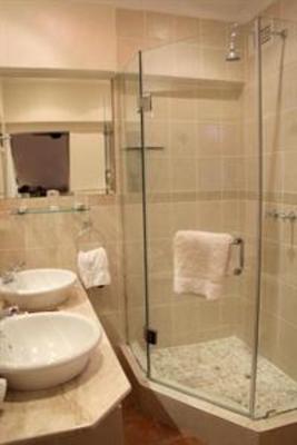 фото отеля Five Burnham Guest House