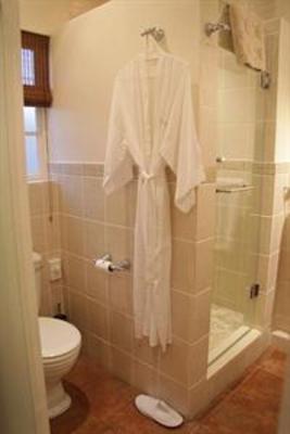 фото отеля Five Burnham Guest House