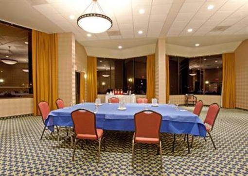 фото отеля Holiday Inn Express Hotel & Suites Ventura Harbor