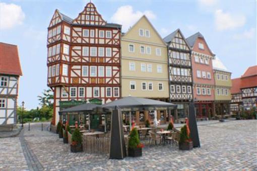 фото отеля Landhotel Zum Hessenpark Neu-Anspach