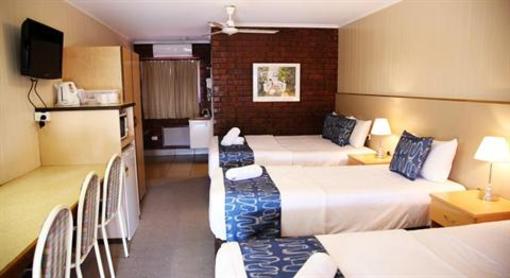 фото отеля Cascade Motel In Townsville