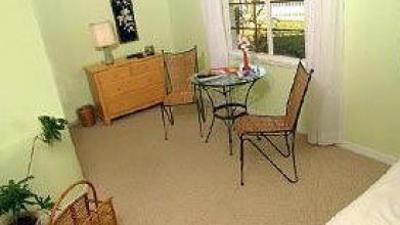 фото отеля The White Orchid Inn and Spa Flagler Beach
