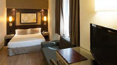 фото отеля Catalonia Mikado Hotel