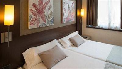 фото отеля Catalonia Mikado Hotel