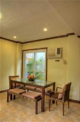 фото отеля Sheridan Villas Boracay