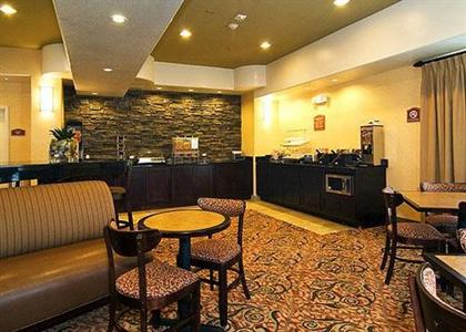 фото отеля Comfort Suites San Antonio NW Near Six Flags
