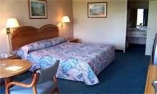 фото отеля Gold Inn and Suites Goldsboro