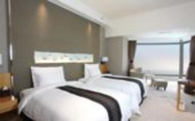 фото отеля Qinhuang Apartment