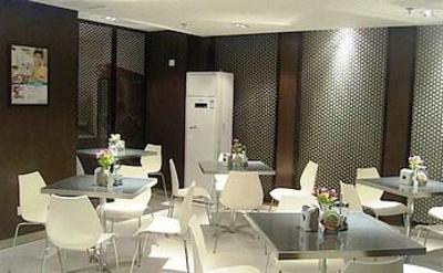 фото отеля Jinjiang Inn Qinhuangdao Yingbin Road